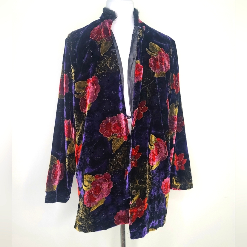 Vintage White Stag Floral Print Velvet Jacket size Small
